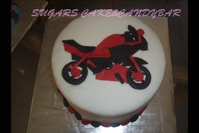 Cake with the image of a motorcycle - Cake by SUGARScakecupcakes