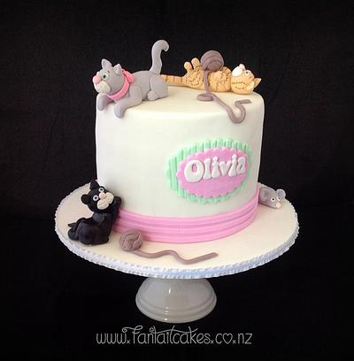 Cute Kittens  - Cake by Fantail Cakes