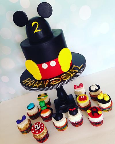 Mickey Mouse Cake and friends Cupcake - Cake by Sweeter by Peter