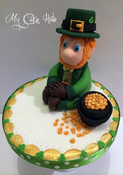 St Patricks Cake Topper - Cake by Leigh Medway