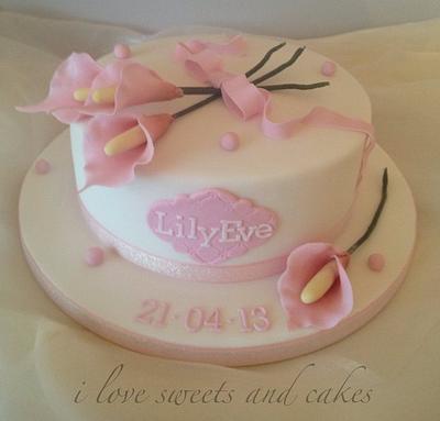 Lily's Christening Cake / Cupcakes - Cake by Vicki Graham