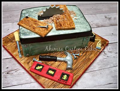 Table Saw & Tool cake  - Cake by Ahimsa