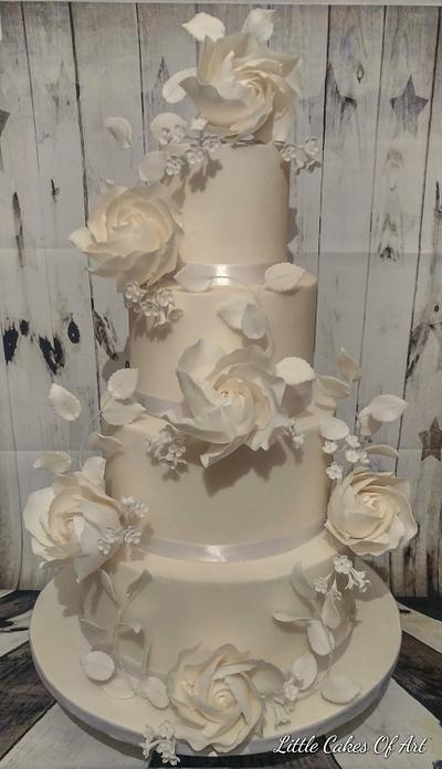 Classic whimsical wedding cake - Cake by Little Cakes Of Art