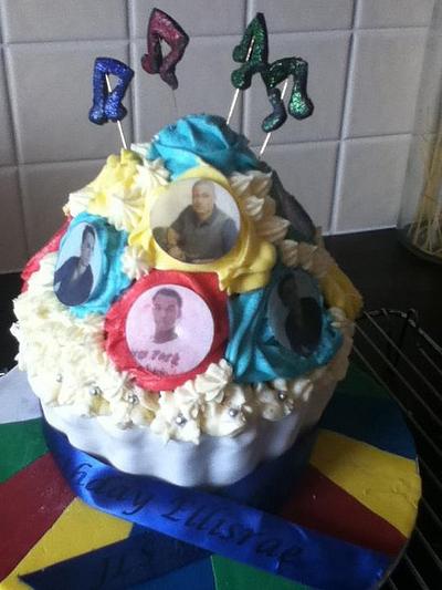 JLS Cake - Cake by CupNcakesbyivy