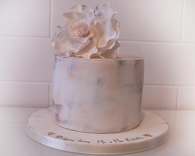 Contemporary Flower - Cake by Danielle Lainton