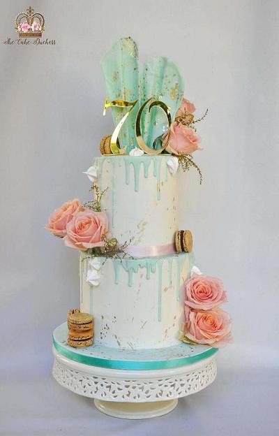 Vintage - Cake by Sumaiya Omar - The Cake Duchess 