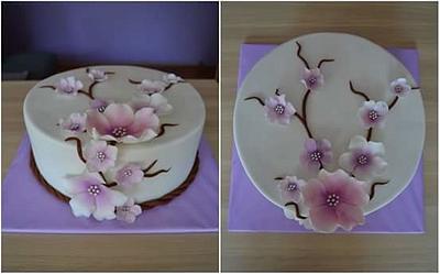 Purple flowers cake - Cake by Zaklina