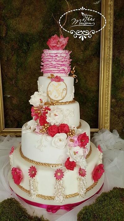 WEDDING CAKE FROU FROU & FLOWERS - Cake by Fées Maison (AHMADI)