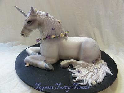 Mysticle magical Unicorn cake - Cake by Tegan Bennetts