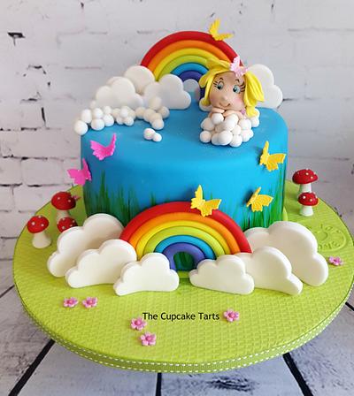 IN THE CLOUDS - Cake by The Cupcake Tarts