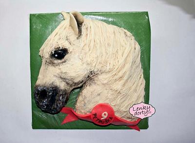 Horse head - Cake by Lenkydorty