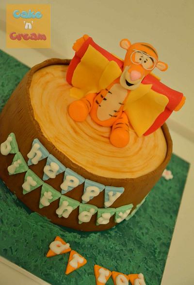 Tigger cake - Cake by Cake 'n' Cream