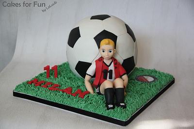 Soccer cake - Cake by Cakes for Fun_by LaLuub