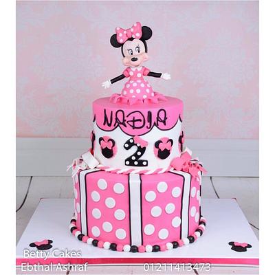 Minnie Mouse cake  - Cake by BettyCakesEbthal 