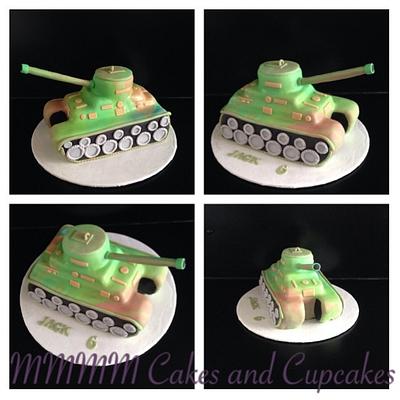 Army tank  - Cake by Mmmm cakes and cupcakes