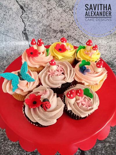 Secret garden cupcakes - Cake by Savitha Alexander