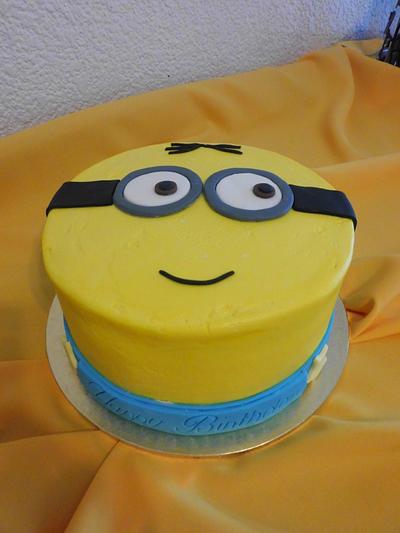 Minion cake - Cake by Michelle