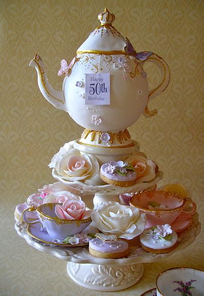 Tea and cake - Cake by Lynette Horner