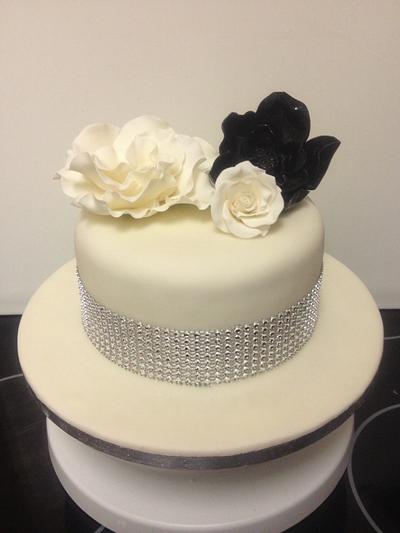 Wedding cake - Cake by Naughty bites