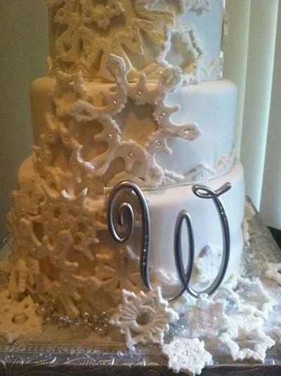 winter wonderland wedding - Cake by cakesbybec