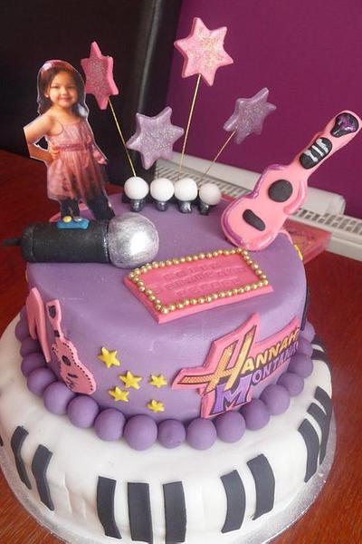 Hannah Montana Cake - Cake by CupNcakesbyivy