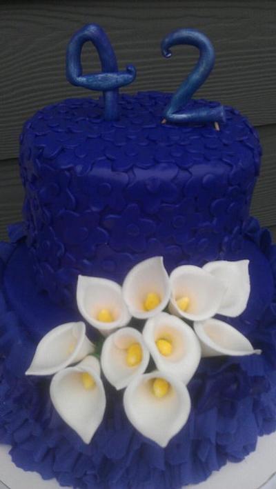 first ruffle cake with cala lilies - Cake by Julia Dixon