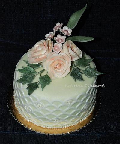 Simply  cake with roses - Cake by katarina139
