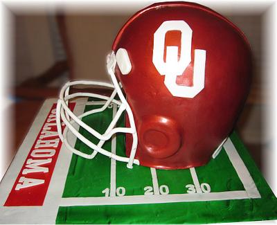 OU Football Helmet - Cake by Geelicious Confections