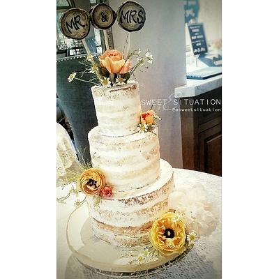 Rustic Naked Beauty - Cake by Eloisa