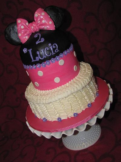 Minnie Mouse - Cake by Tiffany Palmer