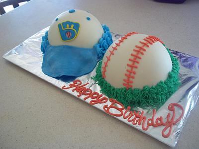 Milwaukee Brewers  - Cake by cakes by khandra