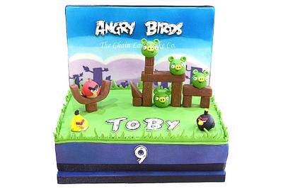 Angry birds - Cake by The Chain Lane Cake Co.
