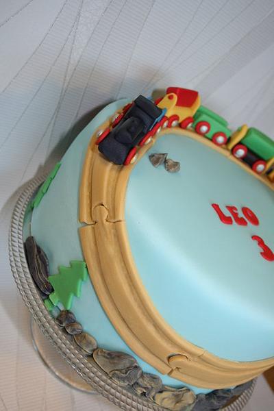 Train cake - Cake by Sannas tårtor