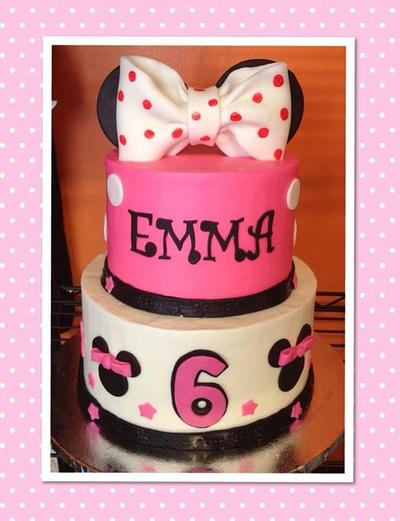 Minnie Mouse Cake - Cake by Tracy's Custom Cakery LLC