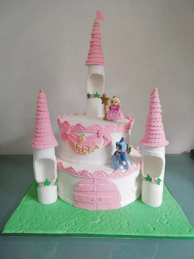 castle cake - Cake by cakeartbysid 