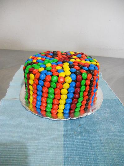 M & M CAKE - Cake by Karen de Perez