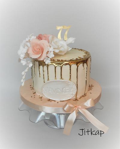 Drip cake with roses - Cake by Jitkap