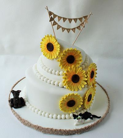 Topsy Turvy Wedding Cake - Cake by Candy's Cupcakes