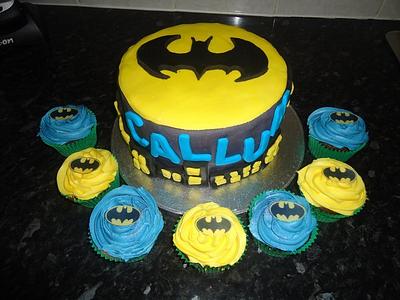 Batman cake with cupcakes - Cake by Brooke