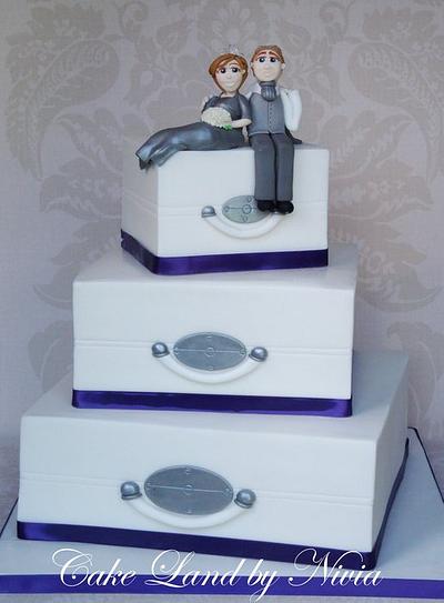 Suitcase wedding cake - Cake by Nivia