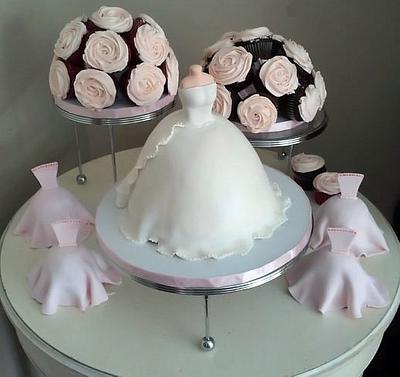 Bridal Shower Bouquet Cake - Cake by Karen