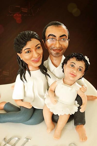 The perfect family picture - Cake by Anna Mathew Vadayatt