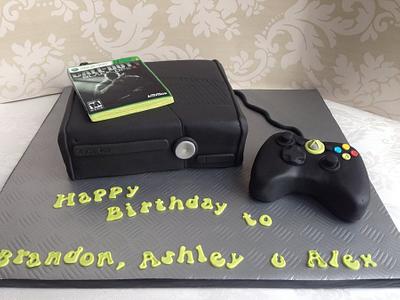 Xbox 360 cake - Cake by Sugar Sweet Cakes
