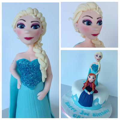 Frozen sisters  - Cake by The Rosebud Cake Company