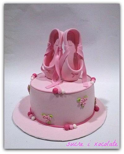 Ballet shoes - Cake by Pelegrina