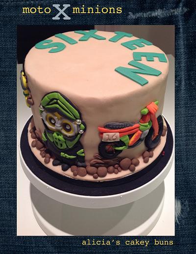 Minion MotoX - Cake by Alicia's CB