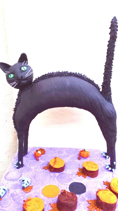 Halloween Cat - Cake by Aneta Paczkowska