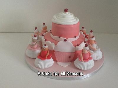 Cupcake Princess Castle - Cake by Dawn Wells
