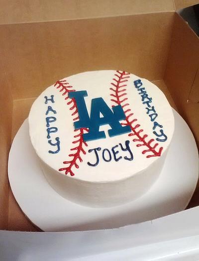 LA Dodgers Baseball Cake - Cake by 6 Bittersweets (Xiaolu)