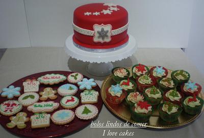 Christmas cake, cookies and cupcakes - Cake by Gabriela Lopes (Bolos lindos de comer)